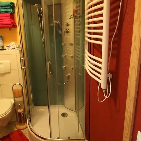 Kleine Wohngelegenheit Am Stadtrand Von 公寓 开姆尼茨