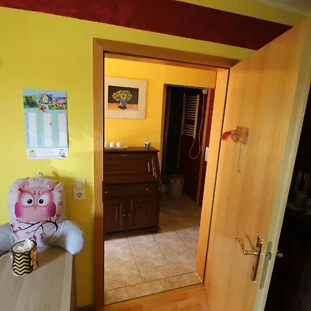 Kleine Wohngelegenheit Am Stadtrand Von