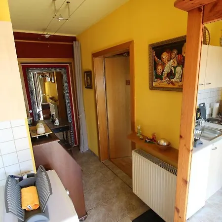 Kleine Wohngelegenheit Am Stadtrand Von 公寓 *