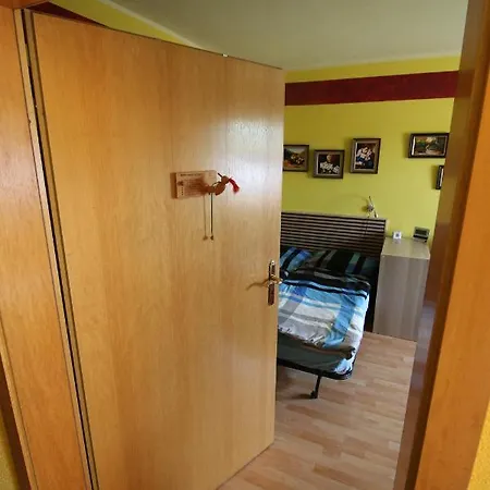 Kleine Wohngelegenheit Am Stadtrand Von 开姆尼茨