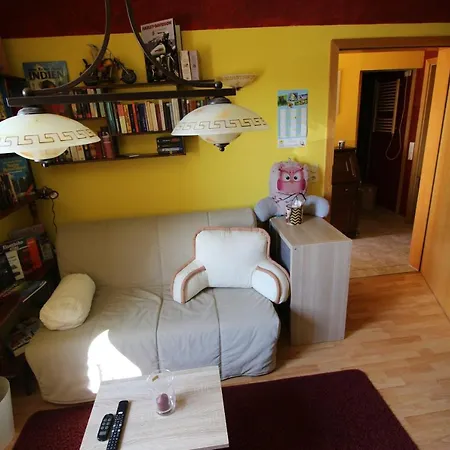 Kleine Wohngelegenheit Am Stadtrand Von 公寓 *