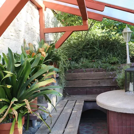 Kleine Wohngelegenheit Am Stadtrand Von * 开姆尼茨