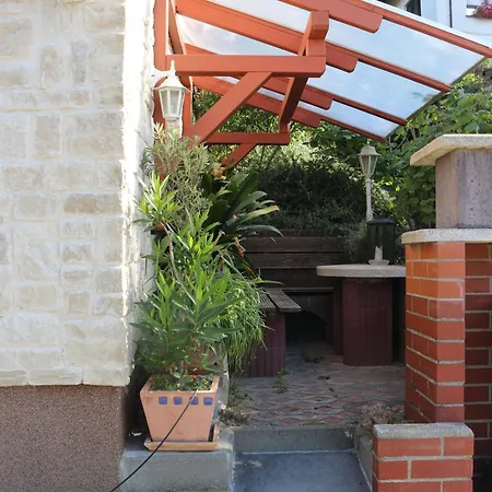 Kleine Wohngelegenheit Am Stadtrand Von 公寓 开姆尼茨