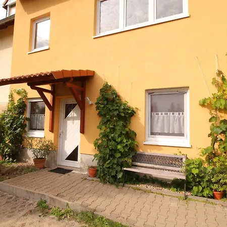 Kleine Wohngelegenheit Am Stadtrand Von 公寓