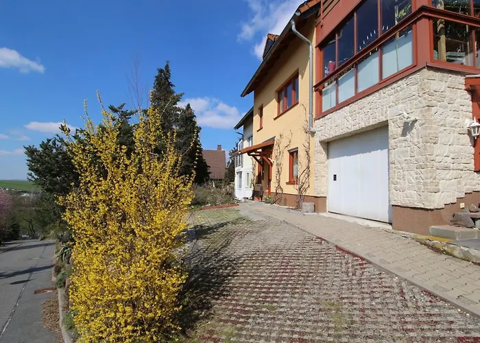 Apartment Kleine Wohngelegenheit Am Stadtrand Von Chemnitz