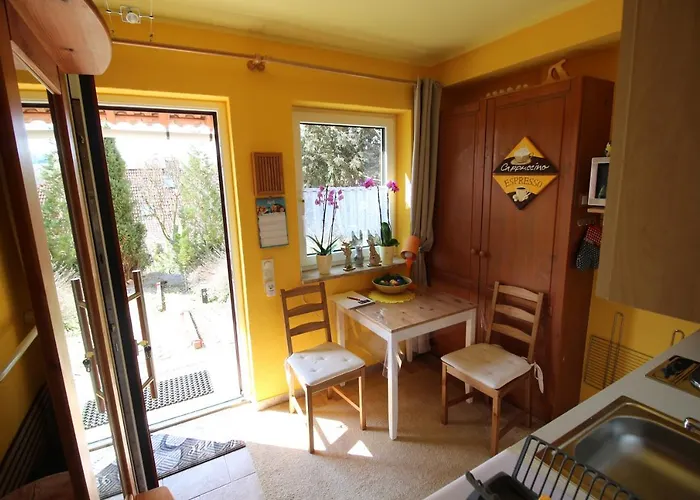 Kleine Wohngelegenheit Am Stadtrand Von Chemnitz