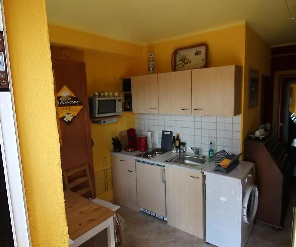 Apartment Kleine Wohngelegenheit Am Stadtrand Von