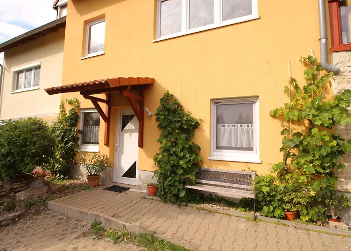 Kleine Wohngelegenheit Am Stadtrand Von Apartment